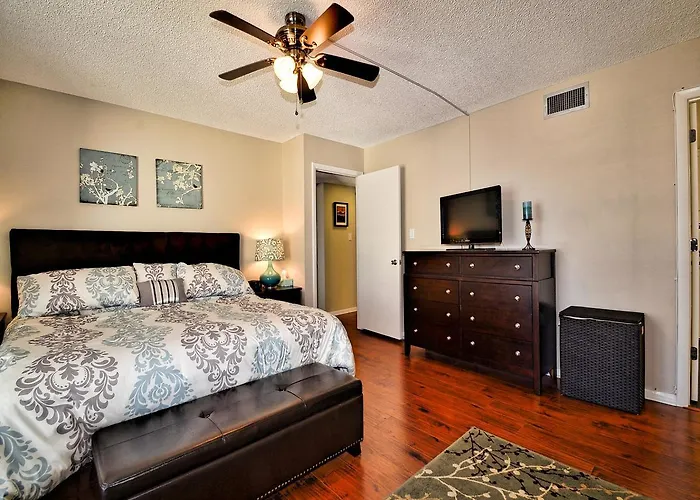 440 West 1101n * Clearwater Beach